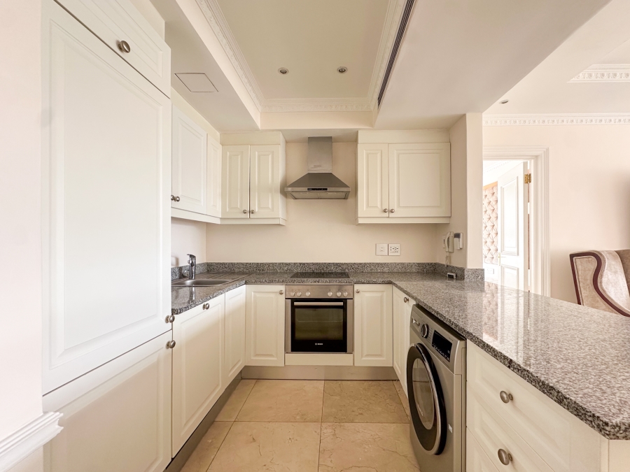 2 Bedroom Property for Sale in Sea Point Western Cape